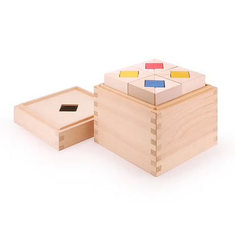 CUBICOLO TRIANGOLO（クビコロ/トリアンゴロ）